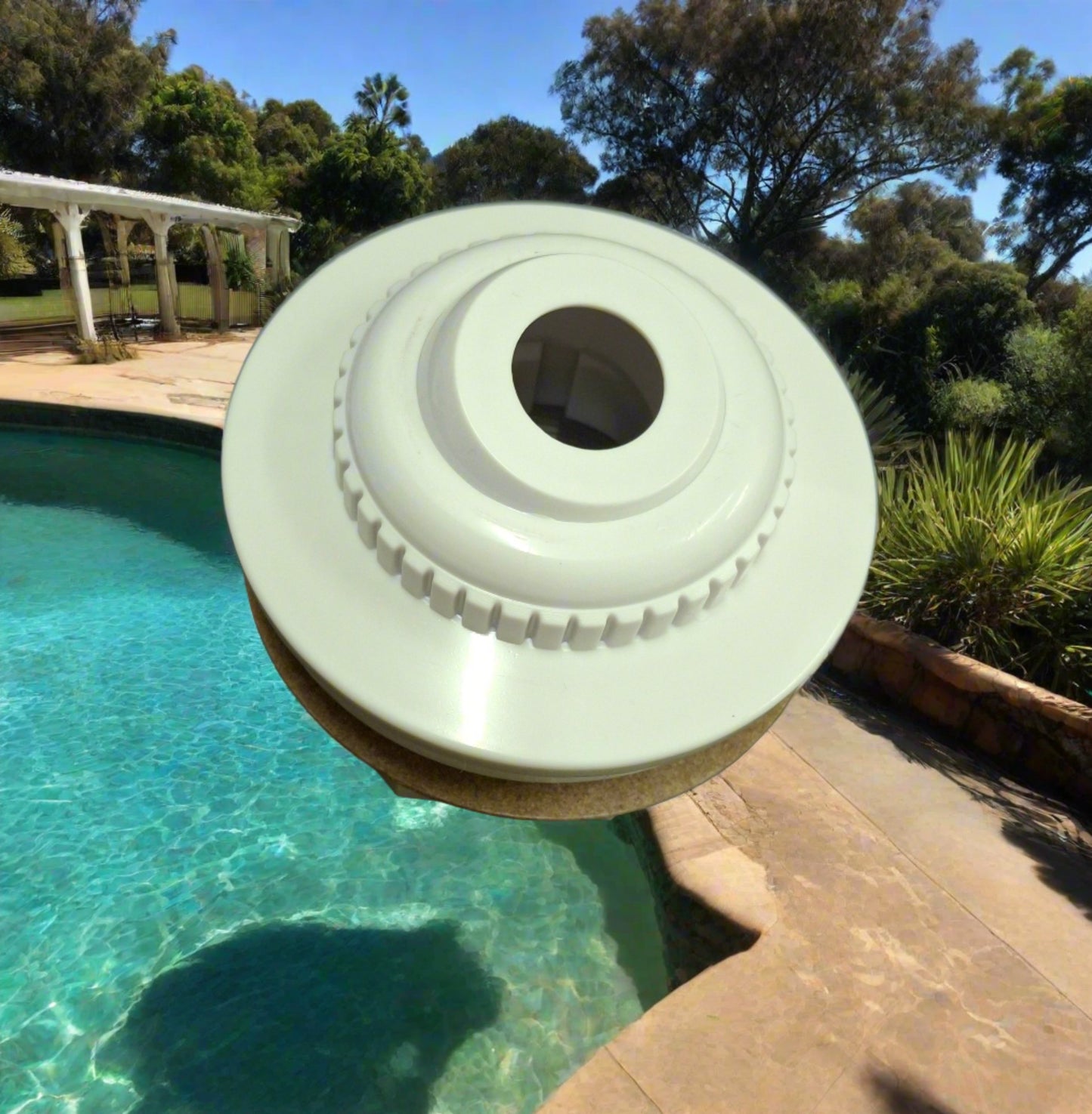 Return to Pool multi directional Eyeball 40mm